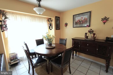 46848 Graham Cove Square, Sterling, VA 20165 - photo 6