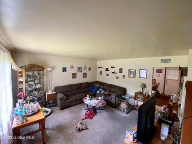 58 Cheltingham Ave, Schenectady, NY 12306 - photo 5