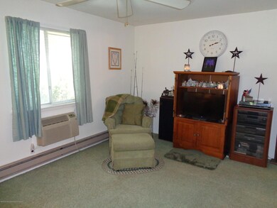 210c Laurel 014