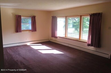 168 Outlet Rd, Dallas, PA 18612 - photo 4