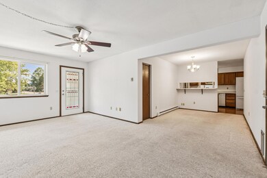 1906 S Woodland Dr unit 1, Kalispell, MT 59901 - photo 2