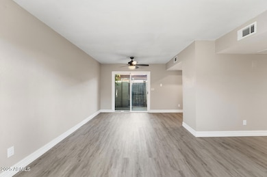 2847 N 46th Ave unit 10, Phoenix, AZ 85035 - photo 7