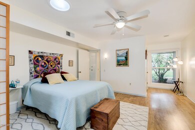 10585 W Palmeras Dr unit K, Sun City, AZ 85373 - photo 3