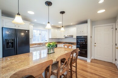 3 Arrowhead Ln, Milton, MA 02186 - photo 4