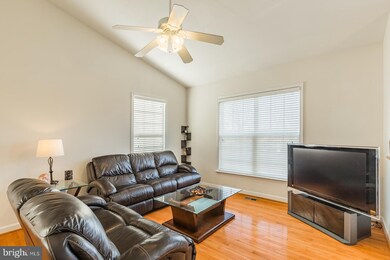 17723 Twist Ct, Dumfries, VA 22026 - photo 2