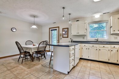 7A Kingston Way, Hudson, NH 03051 - photo 6