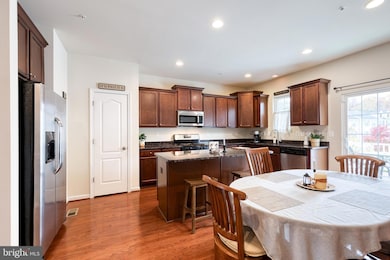 7416 Willow View Ln, Glen Burnie, MD 21060 - photo 6