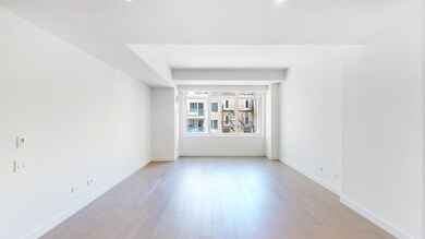 Halcyon unit RU5A, New York, NY 10022 - photo 2