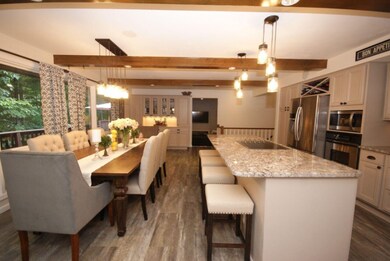 Chamberlain Kitchen