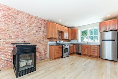 665 E 5th St unit 1, Boston, MA 02127 - photo 5