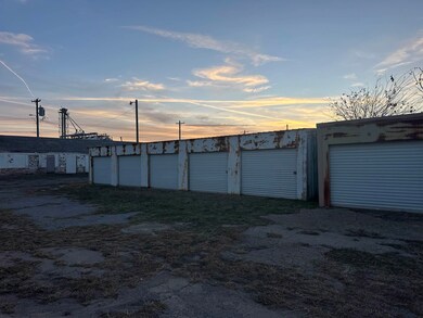 401 Russworm Dr, Watonga, OK 73772 - photo 7