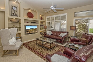 005_Living Room