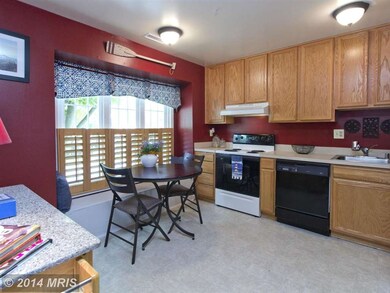 1515 Lowell Ct, Crofton, MD 21114 - photo 6