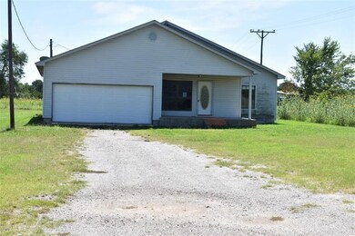 3664 E Elk Ave, Duncan, OK 73533 - photo 2