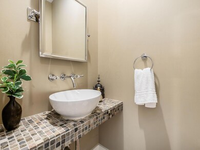 Powder room