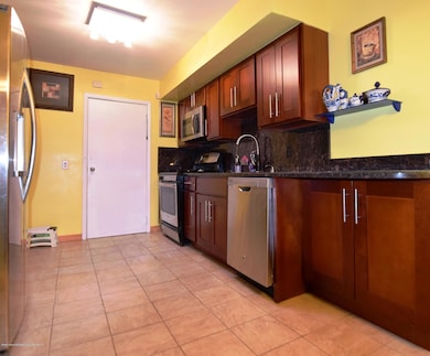 14 Lamped Loop unit 182, Staten Island, NY 10314 - photo 6