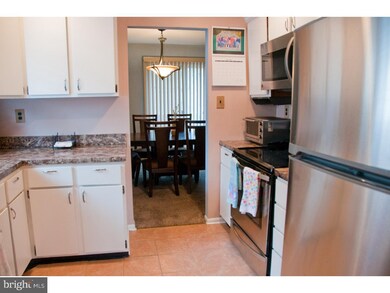 1747 W Chester Pike unit 9, Havertown, PA 19083 - photo 6