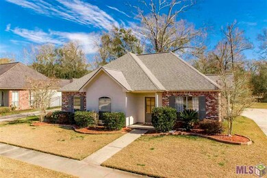 6022 Woodbend Ave, Zachary, LA 70791 - photo 2