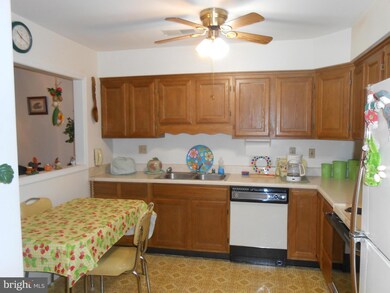 18006 Putter Dr, Hagerstown, MD 21740 - photo 6