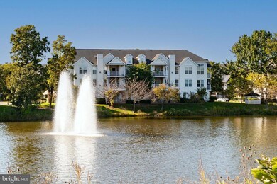 25280 Lake Shore Square unit 304, Chantilly, VA 20152 - photo 2