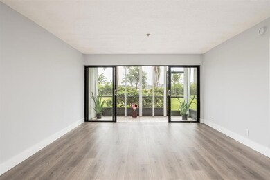 Must See Property-large-019-26-17-1498x1