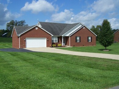 116 Man-O-war Dr, Harrodsburg, KY 40330 - photo 2