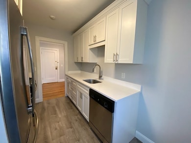 14 Mount Ida St unit 4, Newton, MA 02458 - photo 5