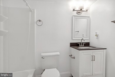 1115 12th St NW unit 403, Washington, DC 20005 - photo 6