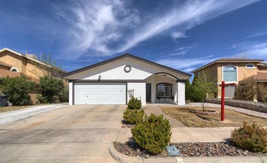 14249 Desert Cloud Dr, Horizon City, TX 79928 - photo 3