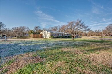 703 Maynard St, Shelby, NC 28152 - photo 2