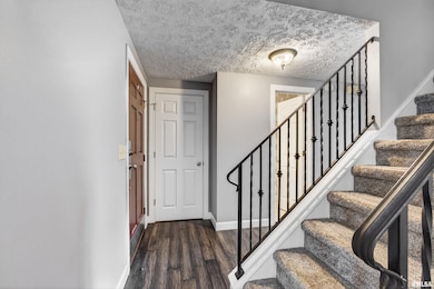 1033 W 58th St, Davenport, IA 52806 - photo 6