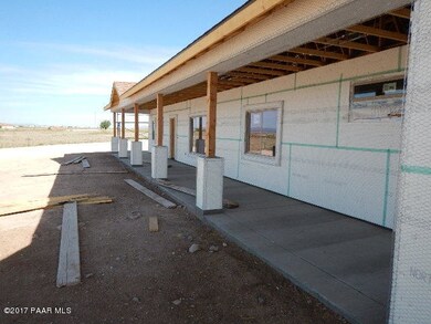 26245 N Big Springs Ranch Rd, Paulden, AZ 86334 - photo 2