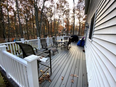 288 Oak Hill Back Deck