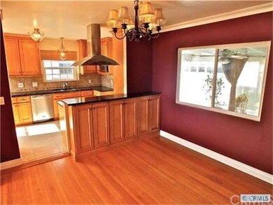 Check out this fabulous kitchen