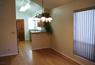 Dining kitchen