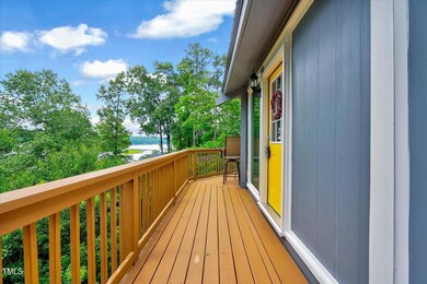04-819 Hilltop Cir-4