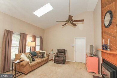 989 Grouse Way, Reading, PA 19606 - photo 2