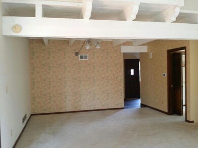 10168 Edelweiss Cir, Shawnee, KS 66203 - photo 6