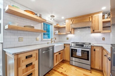 281 1/2 Main St, Charlestown, MA 02129 - photo 6