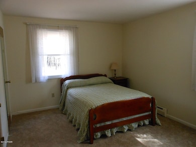 443 Park Rd, Dingmans Ferry, PA 18328 - photo 7