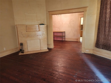 342 E Adams Ave, McAlester, OK 74501 - photo 4