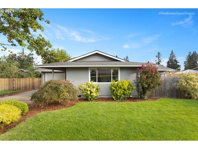 1140 NE 9th Place, Canby, OR 97013 - photo 2