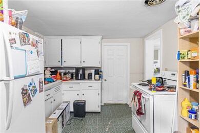 58 Read Ave, Coventry, RI 02816 - photo 4