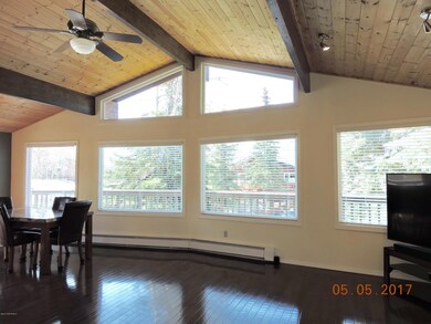 SOLID OAK FLOORS
