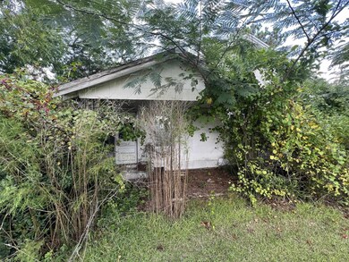 2020 Lassiter Rd, Four Oaks, NC 27524 - photo 2