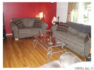 Living Room *GLEAMING HARDWOODS IN THIS SPACIOUS L
