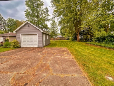 1314 Ferry St, Niles, MI 49120 - photo 2