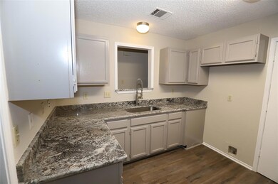 6302 Mark Ct, North Richland Hills, TX 76182 - photo 7