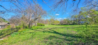 335 S 6th St, Eufaula, OK 74432 - photo 6