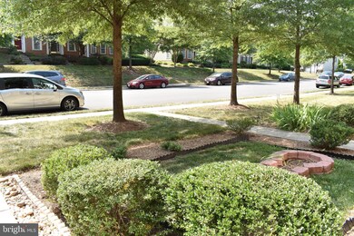 25815 Mews Terrace, Chantilly, VA 20152 - photo 3